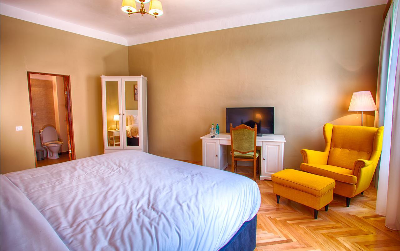 Bed and Breakfast Goldsmith Sibiu Esterno foto