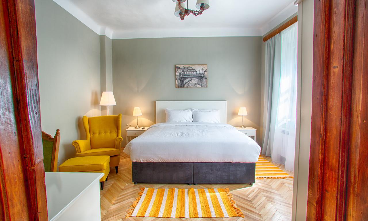 Bed and Breakfast Goldsmith Sibiu Esterno foto