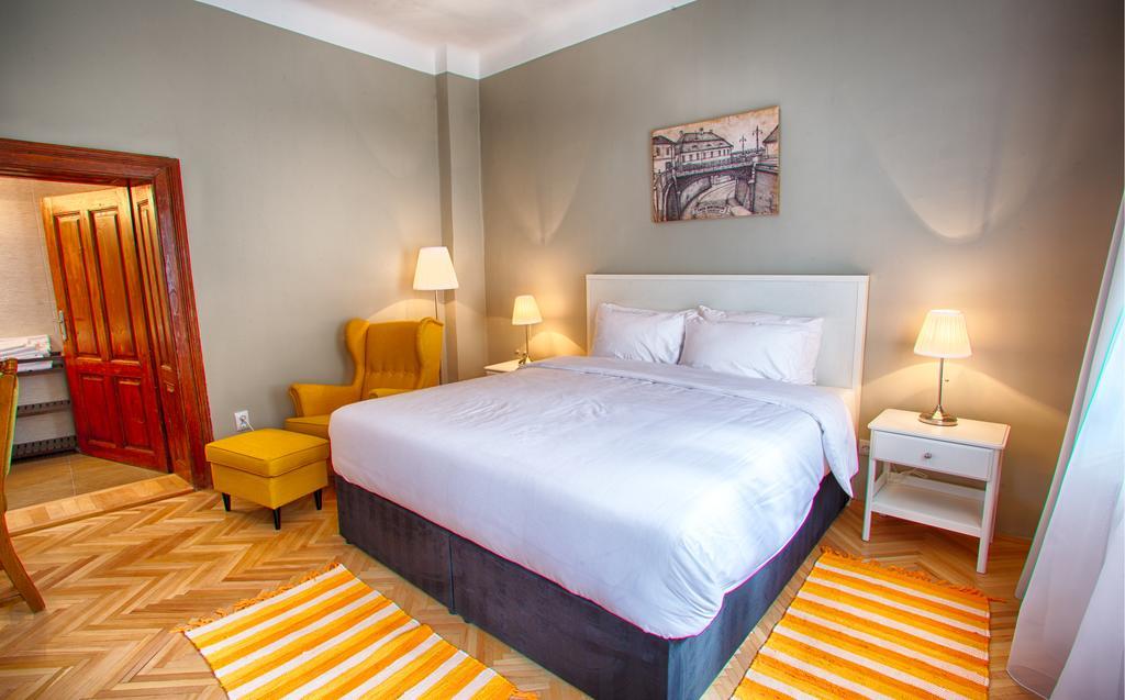 Bed and Breakfast Goldsmith Sibiu Esterno foto
